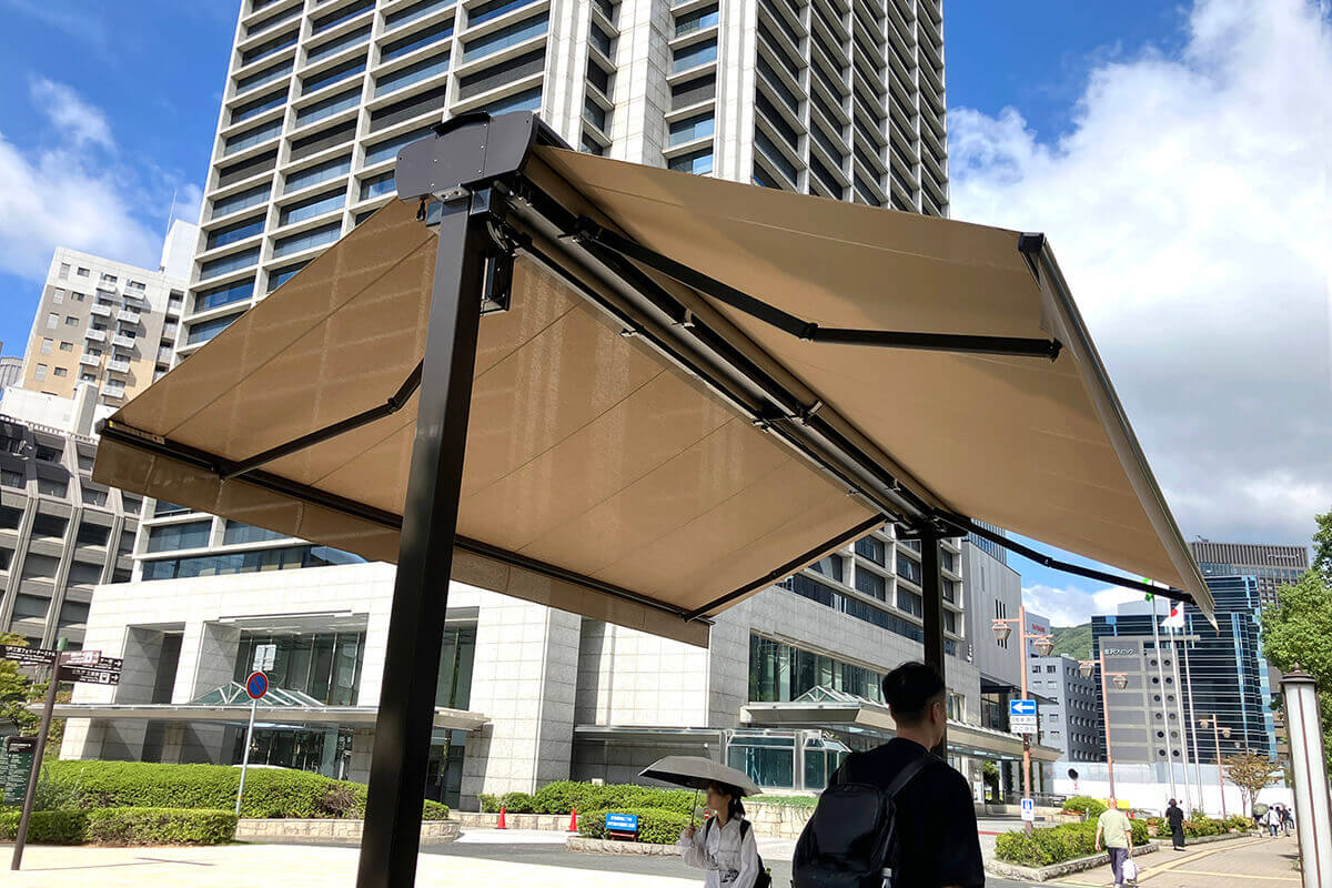 新しい技術を組み込んだ「スマートシェード」