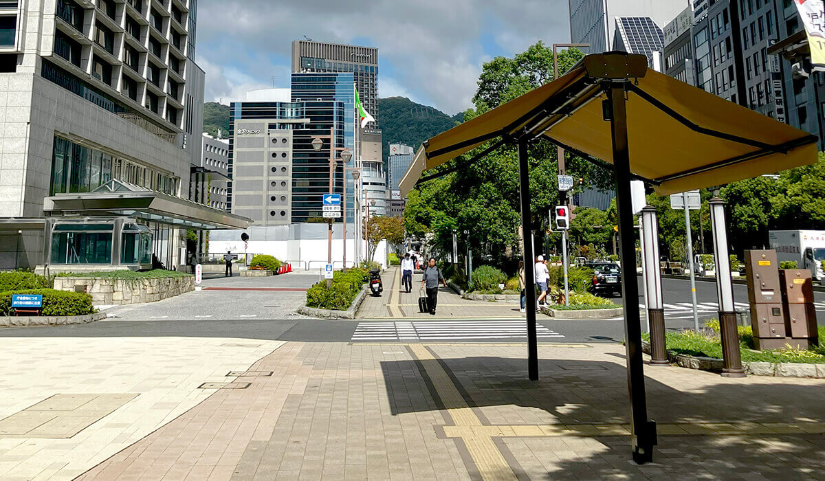 神戸市東遊園地（神戸市役所南交差点付近）