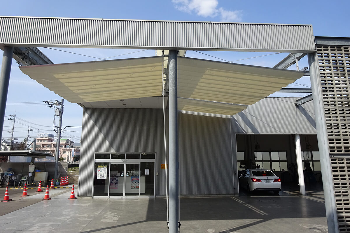 上屋テント開閉式タイプ